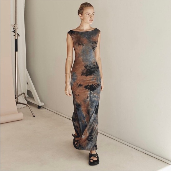 DISSH Dresses & Skirts - Dissh tie-dye Sawyer dress